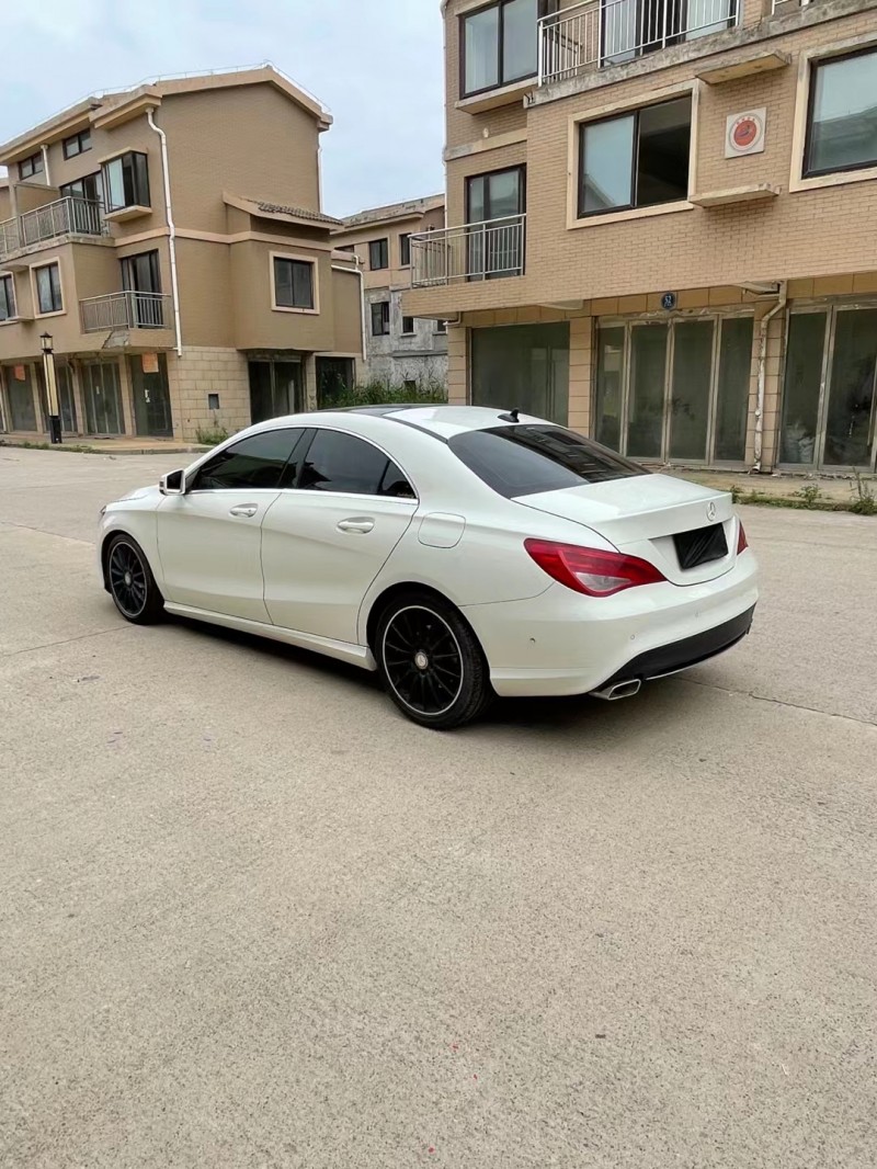 徐州16年奔驰CLA9