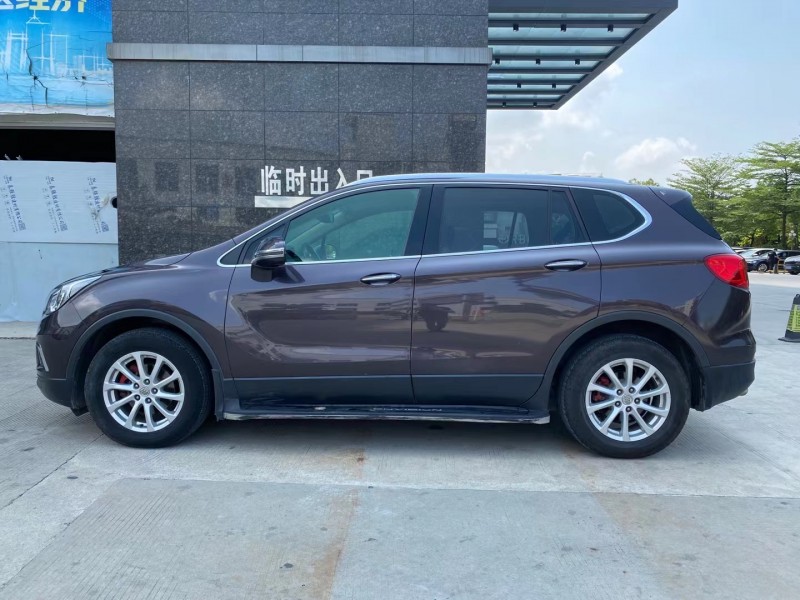 东莞15年别克昂科威6