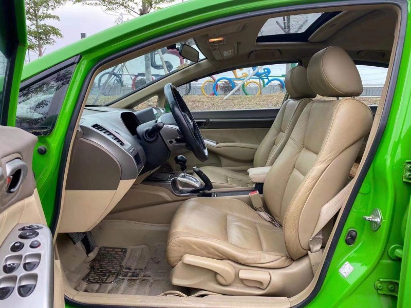 东莞07年本田思域8