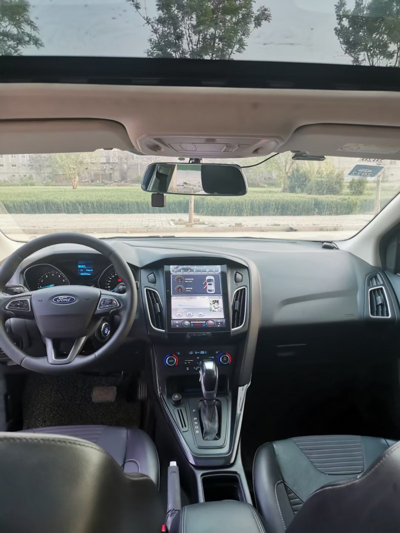 邢台16年福特福克斯9