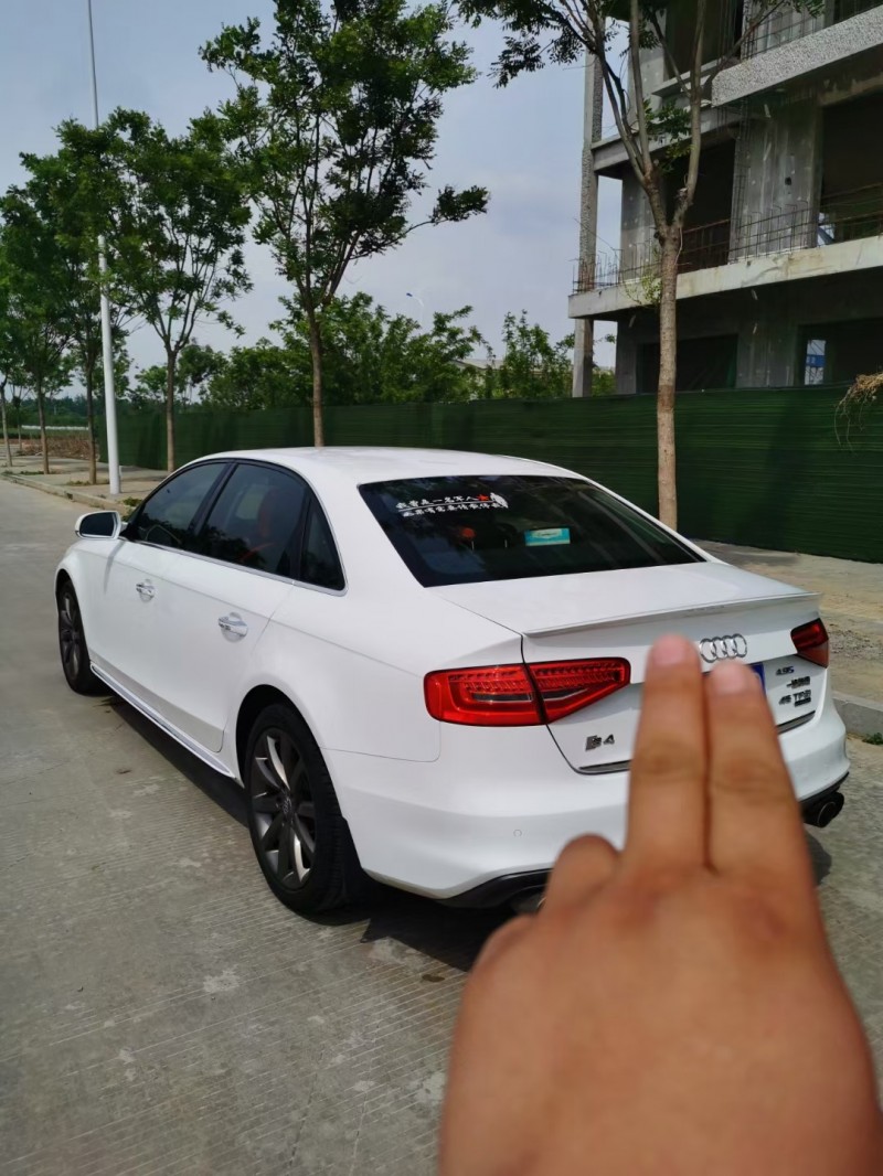 邢台16年奥迪A4L6