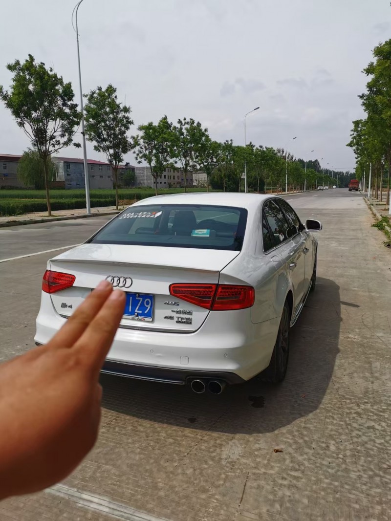 邢台16年奥迪A4L4