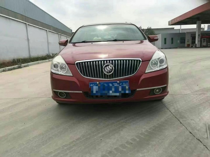 徐州12年别克凯越1