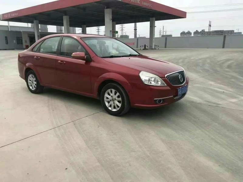 徐州12年别克凯越2