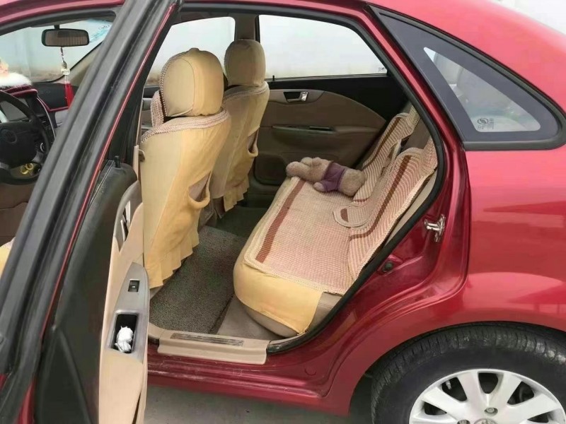 徐州12年别克凯越6