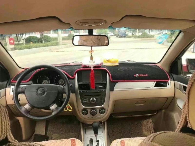 徐州12年别克凯越7