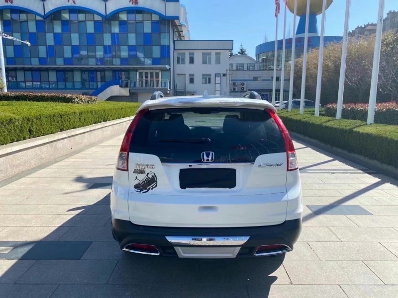 東營16年本田CR-V3