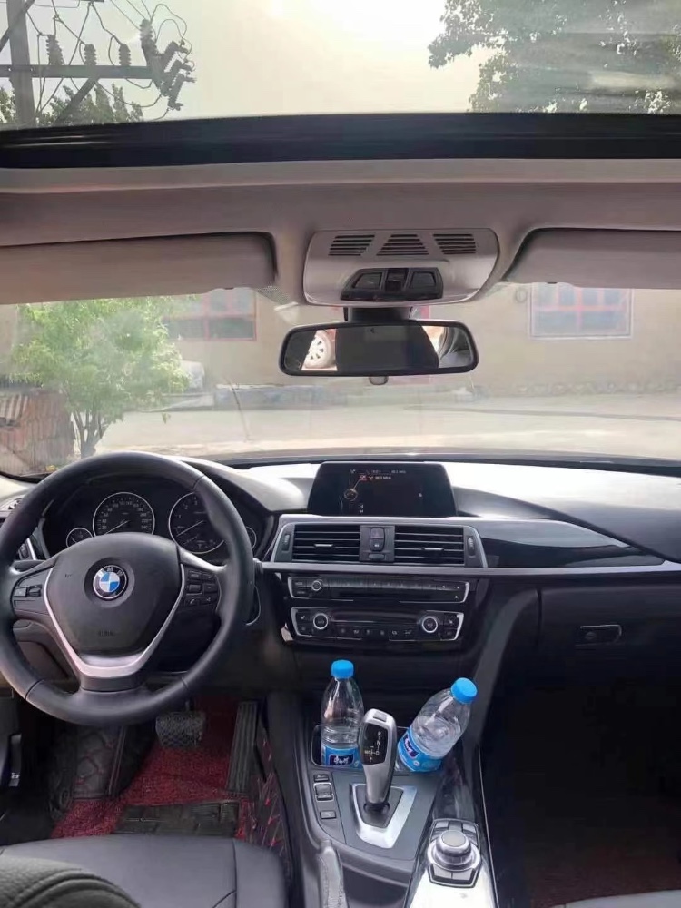 天津16年寶馬3系8