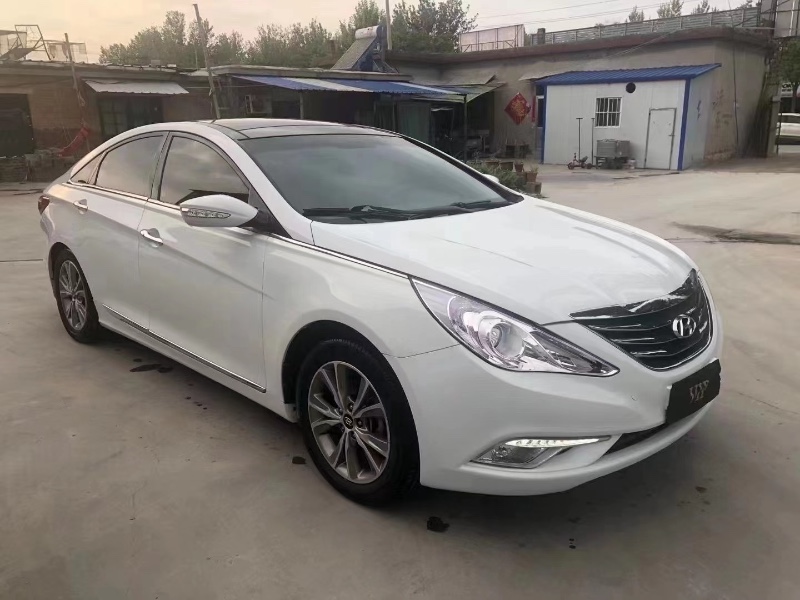 济南15年现代索纳塔八2