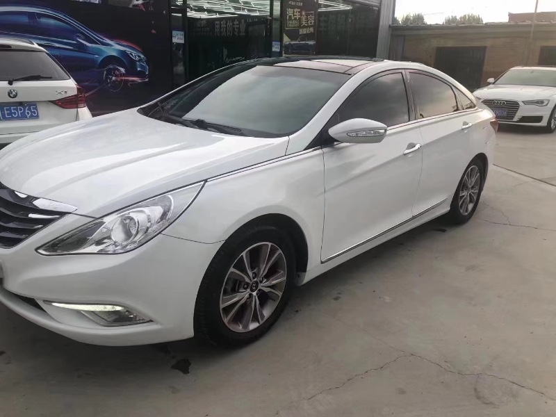 济南15年现代索纳塔八1