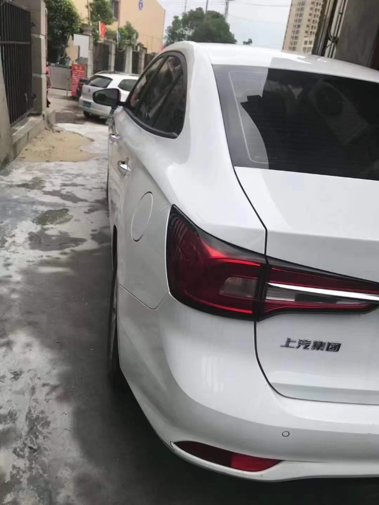 寧波19年榮威Ei56
