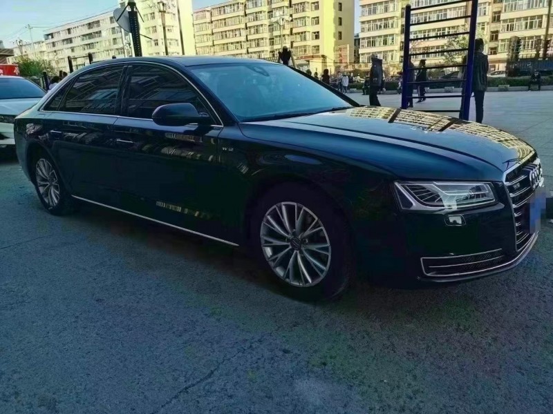 哈爾濱11年奧迪A8L2