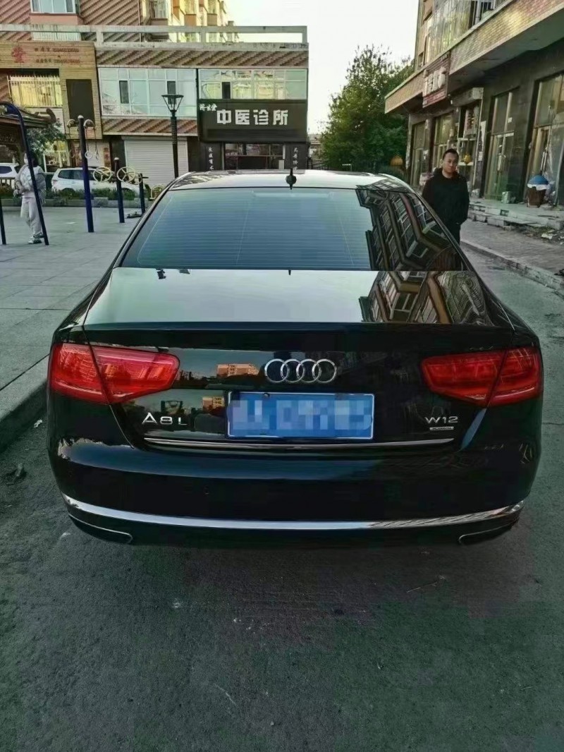 哈爾濱11年奧迪A8L9