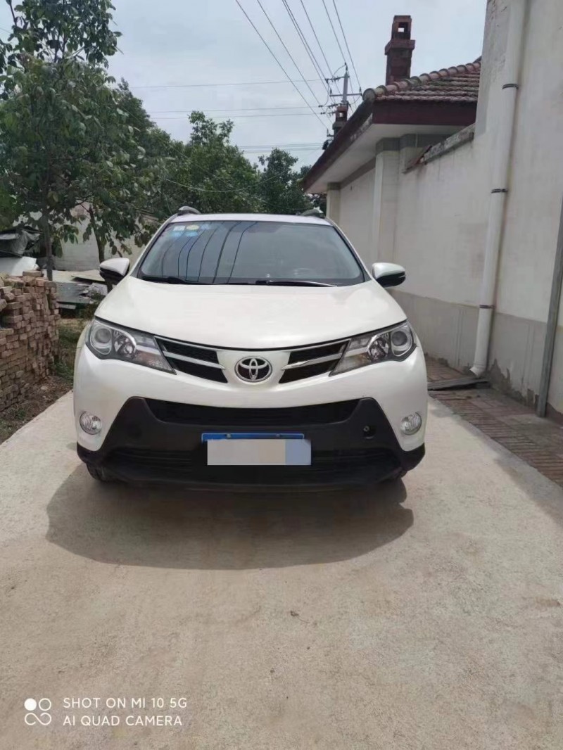 寶雞16年豐田RAV4榮放1