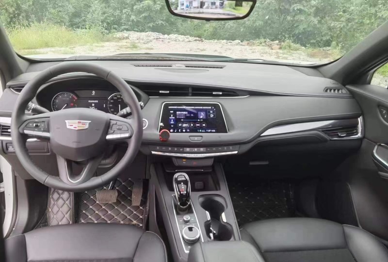 上饒20年凱迪拉克XT45