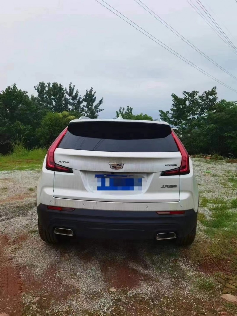 上饒20年凱迪拉克XT42
