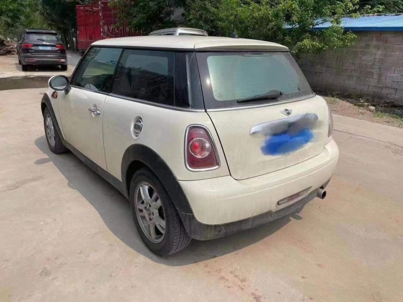 泰安12年寶馬MINI6