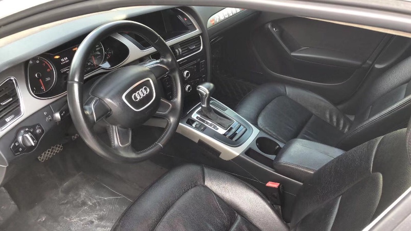 济宁13年奥迪A4L1