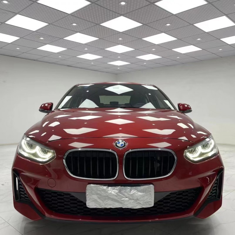 成都19年宝马1系1