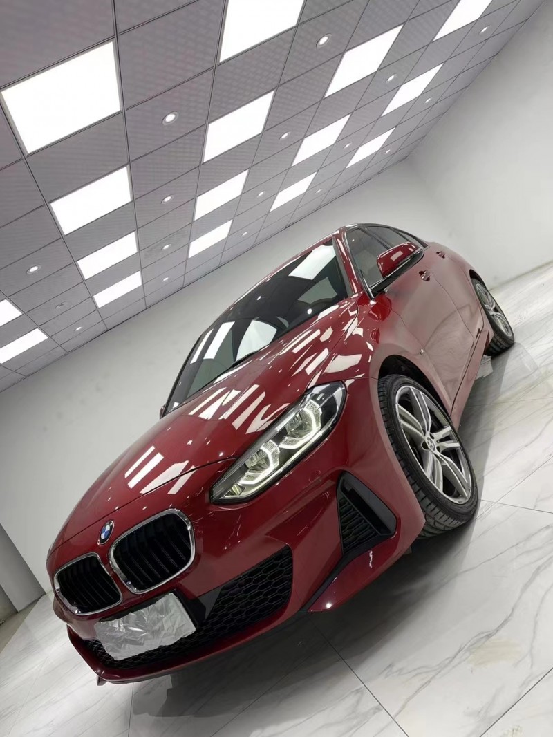 成都19年宝马1系2