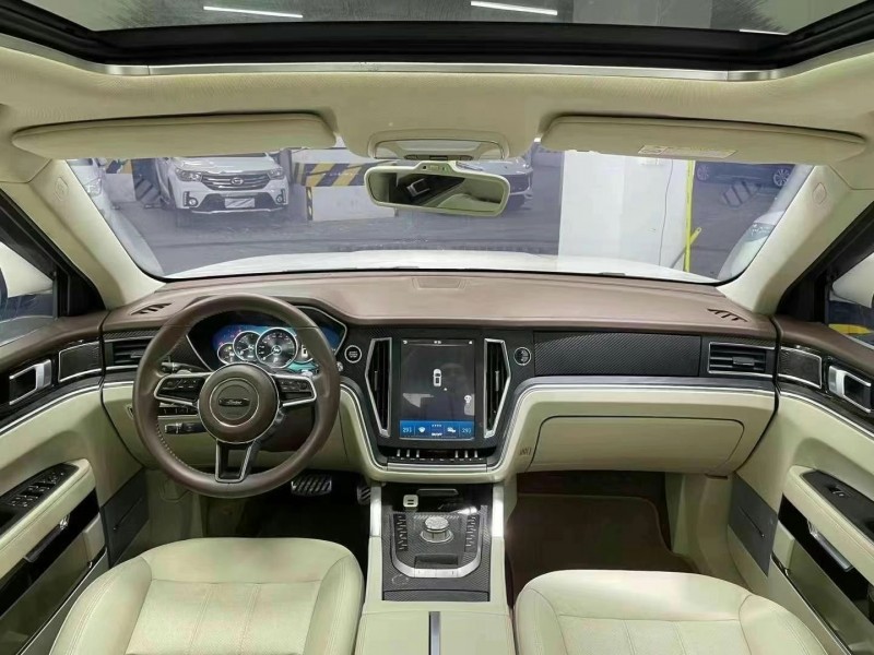 成都17年众泰T7005