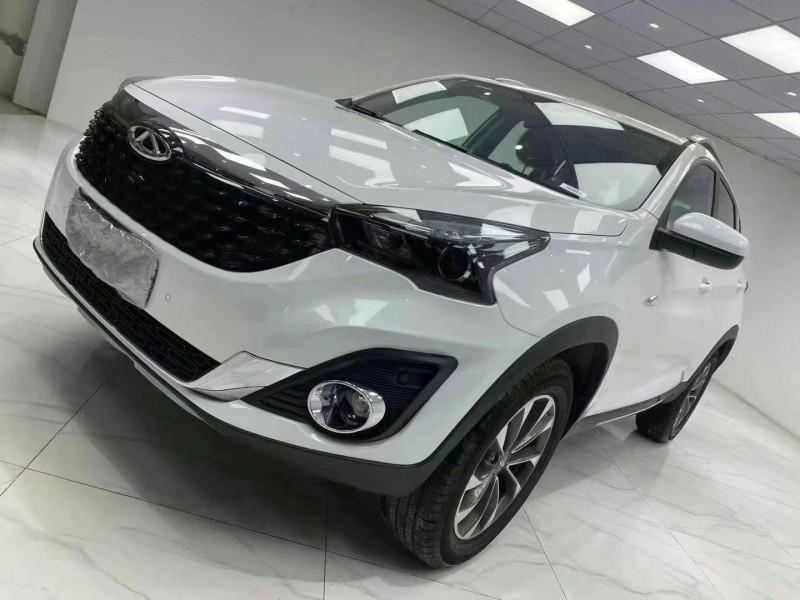 成都17年奇瑞瑞虎72