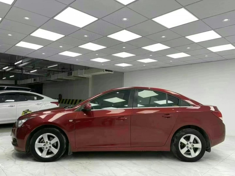 成都14年雪佛兰科鲁兹3