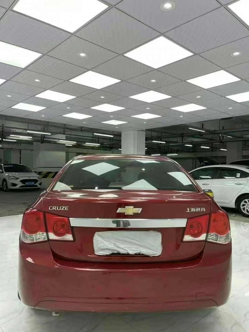 成都14年雪佛兰科鲁兹9
