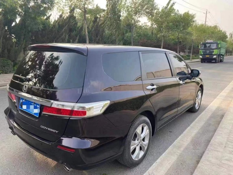 济宁13年本田奥德赛7