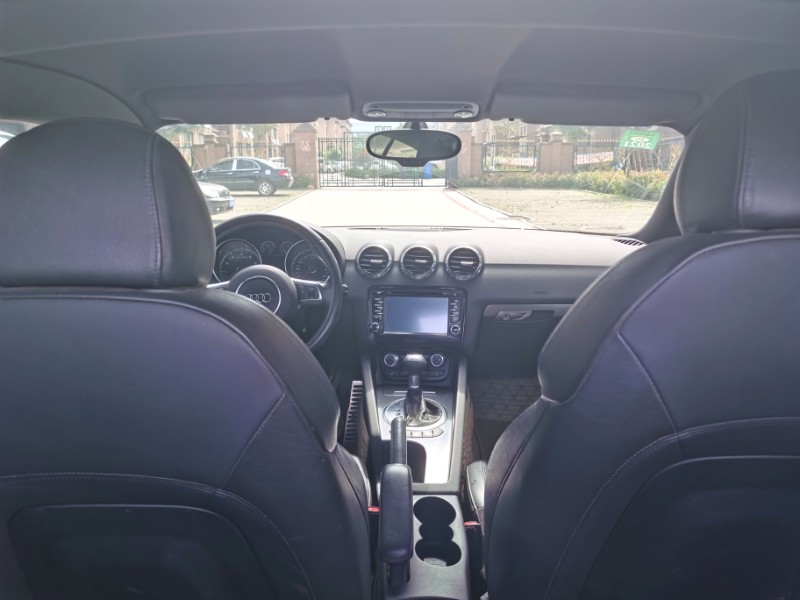 青岛13年奥迪TT1