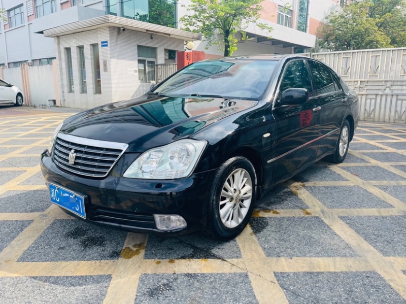 东莞05年丰田皇冠7