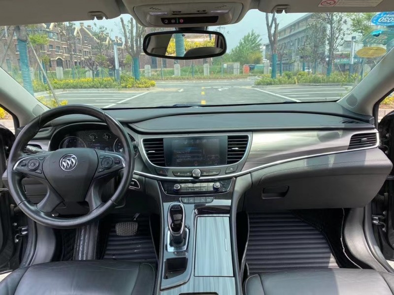 盐城17年别克君越2