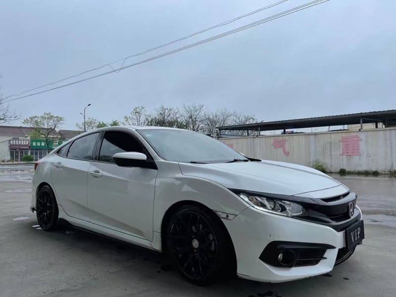 盐城17年本田思域8