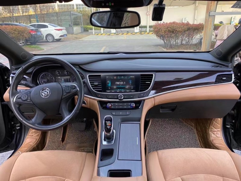 盐城17年别克君越2