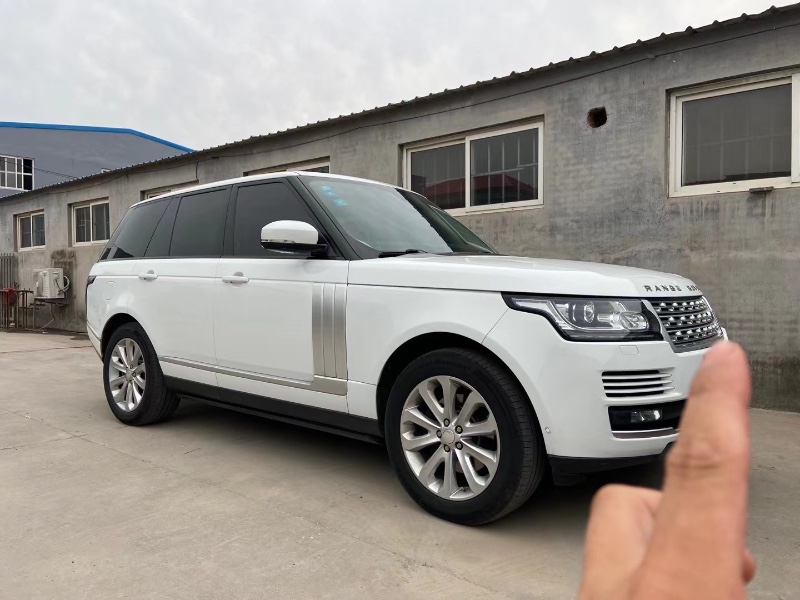 青岛15年路虎揽胜行政3