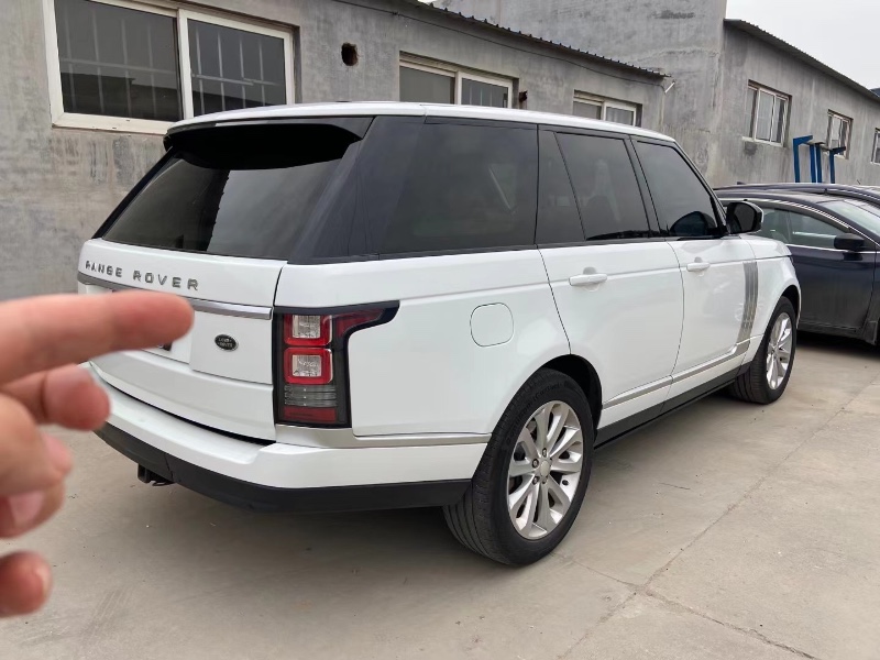 青岛15年路虎揽胜行政4