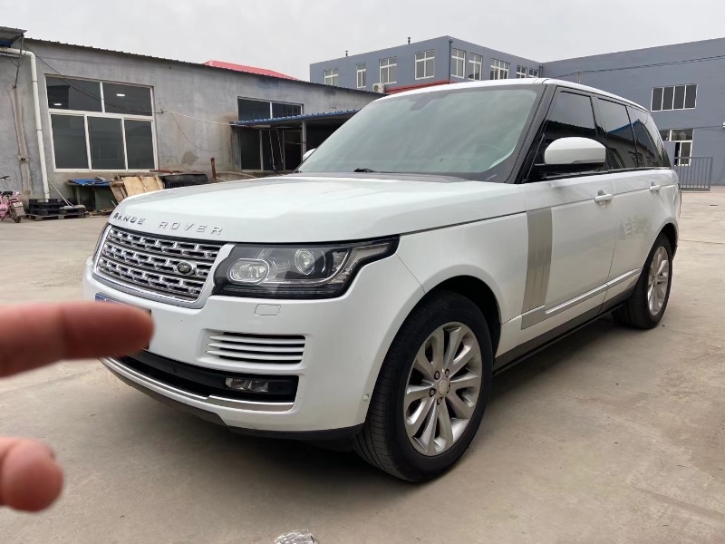 青岛15年路虎揽胜行政5