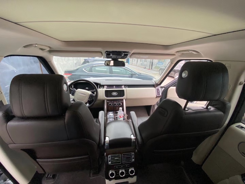 青岛15年路虎揽胜行政8