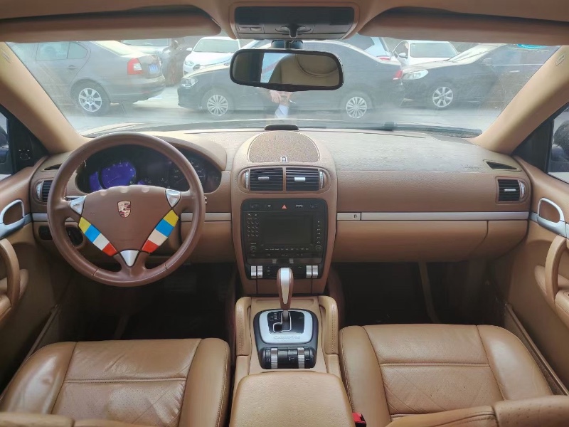 潍坊07年保时捷卡宴5