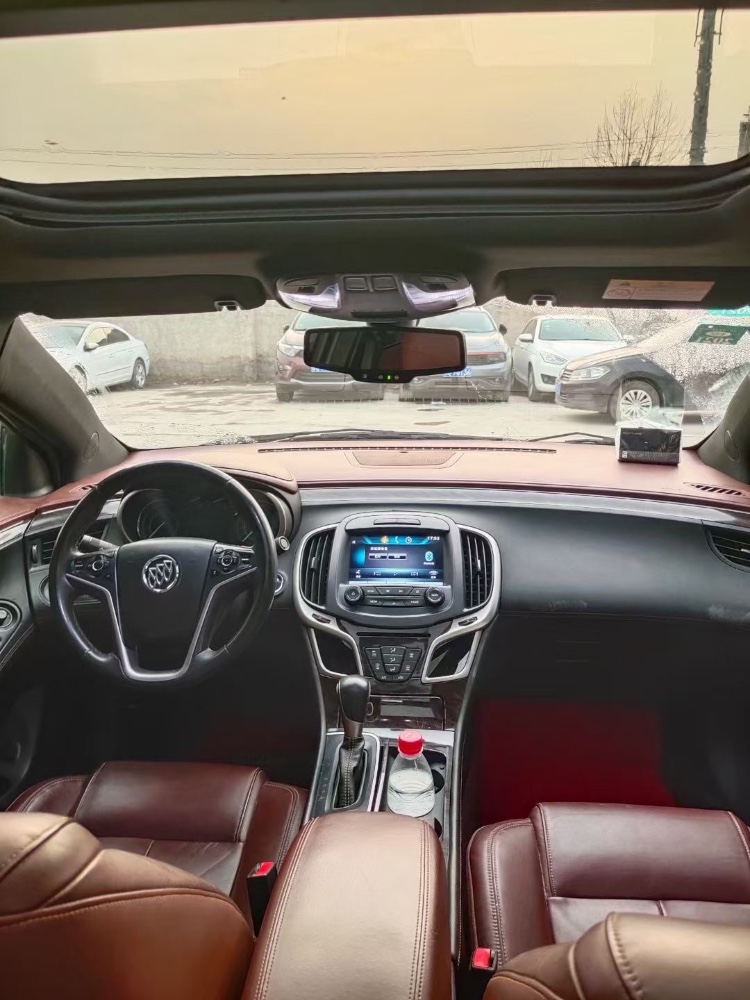 潍坊15年别克君越4