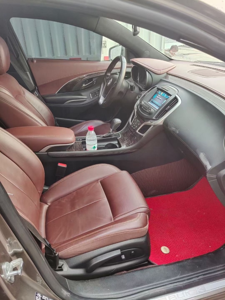 潍坊15年别克君越6