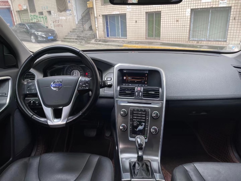 重慶14年沃爾沃XC608