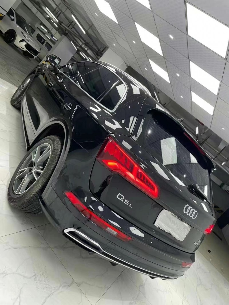 成都20年奥迪Q52