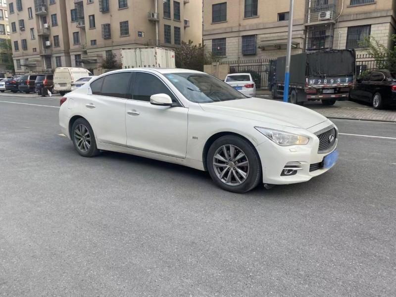 嘉興14年英菲尼迪Q50L7