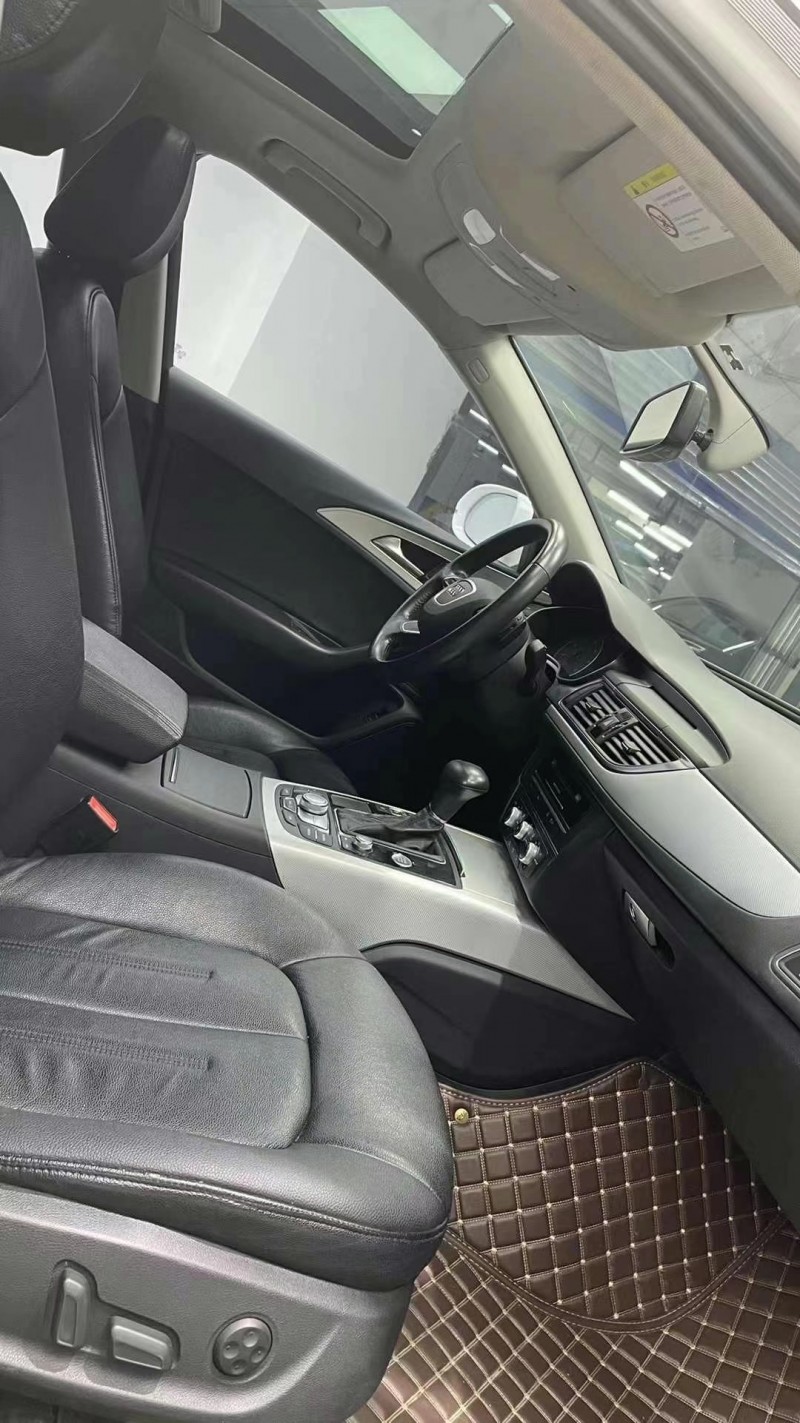 成都15年奥迪A64