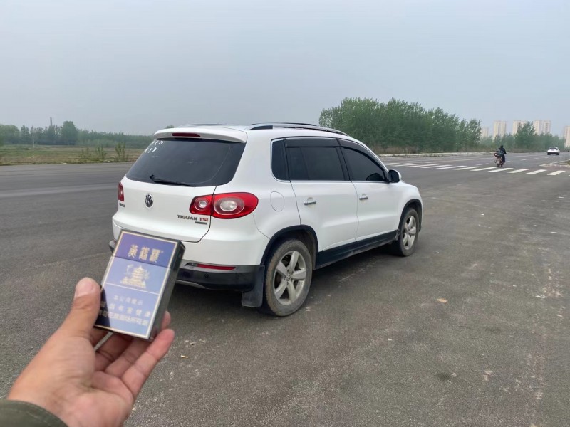 武汉11年大众途观4