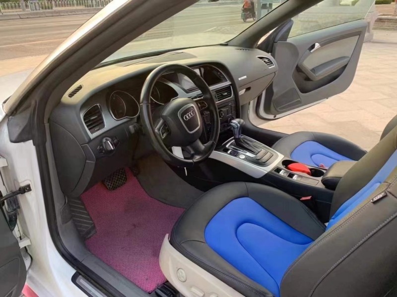 济宁11年奥迪A53