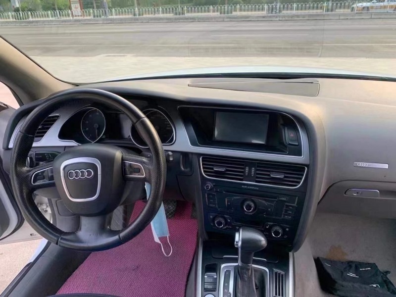 济宁11年奥迪A54