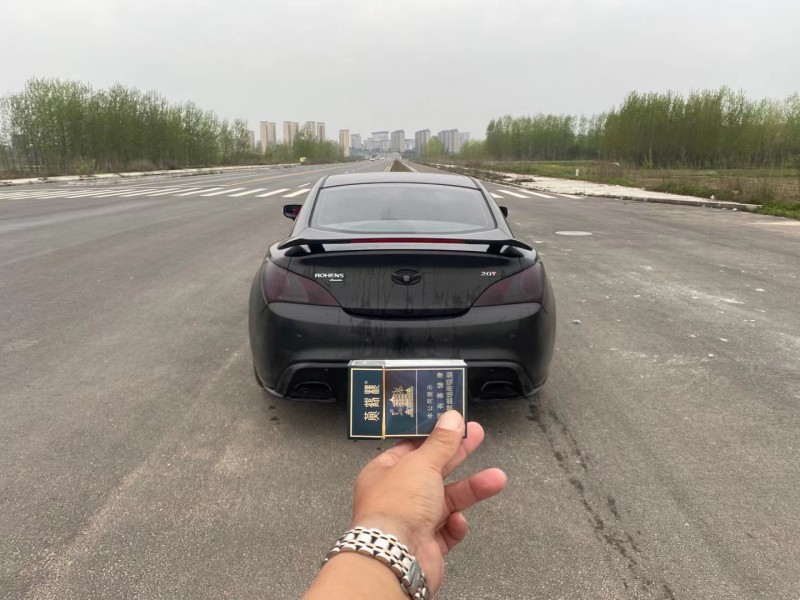 武汉11年现代劳恩斯5