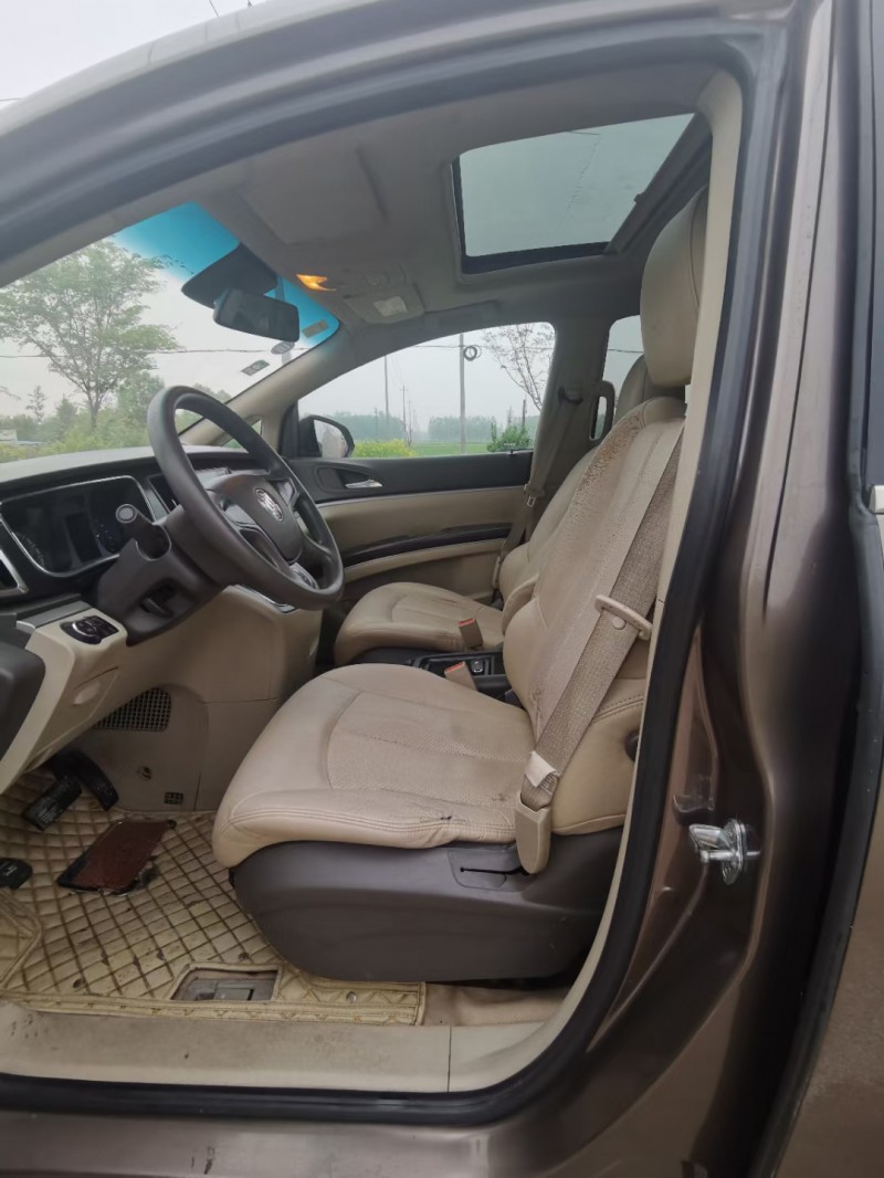 徐州11年别克GL84